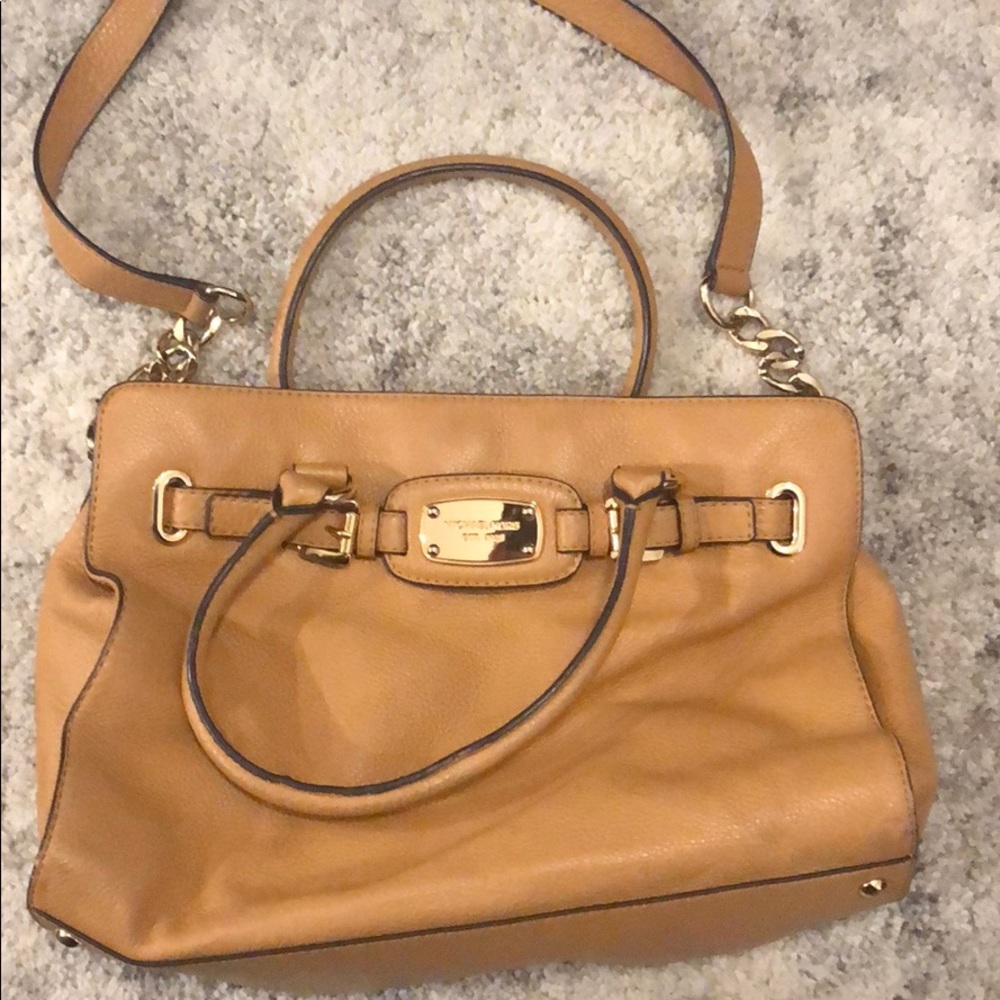 Michael kors purse